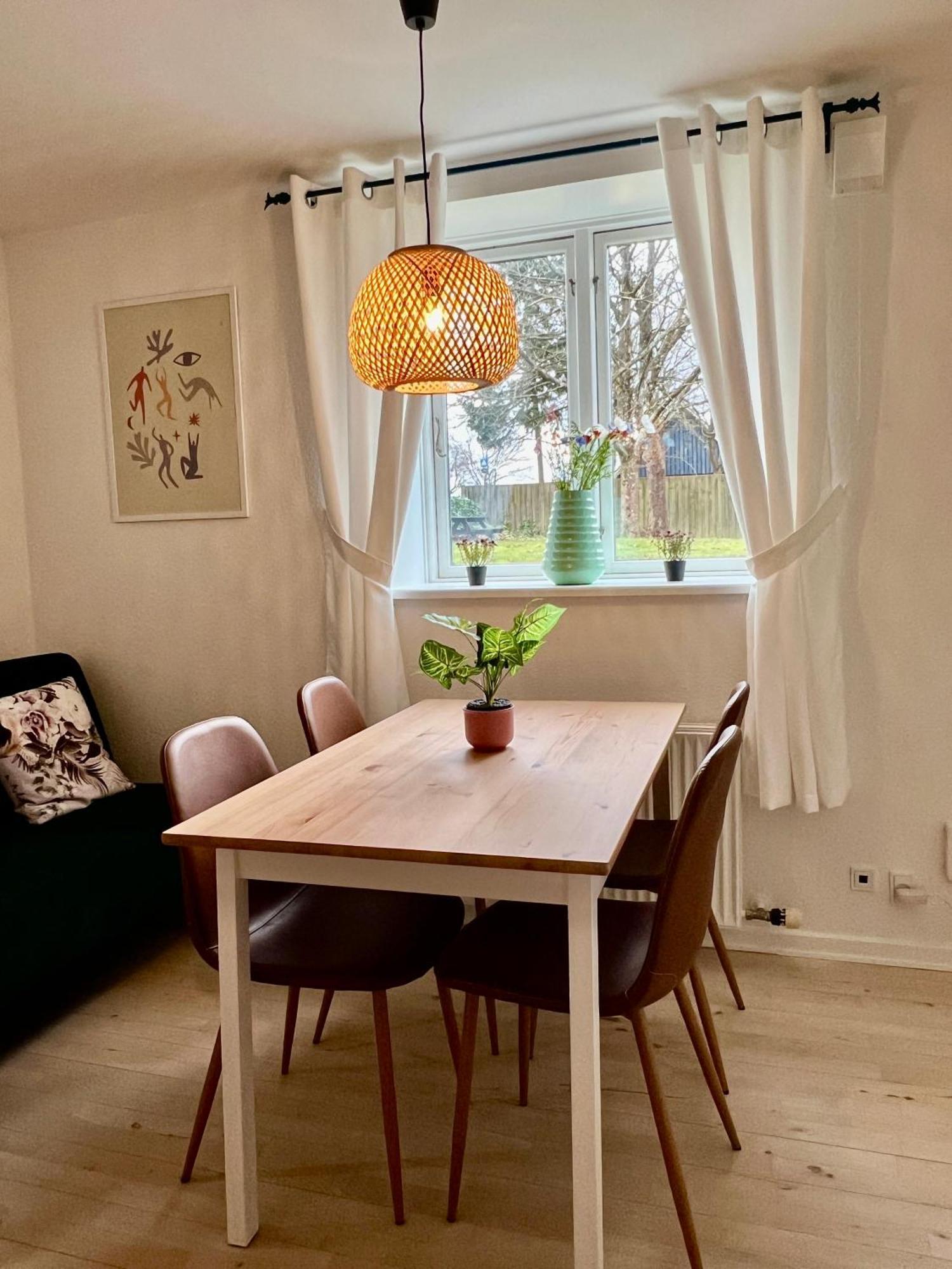 5 Minute Walk To Lego House - 50M2 Apartment With Garden / A Unit 比隆 外观 照片
